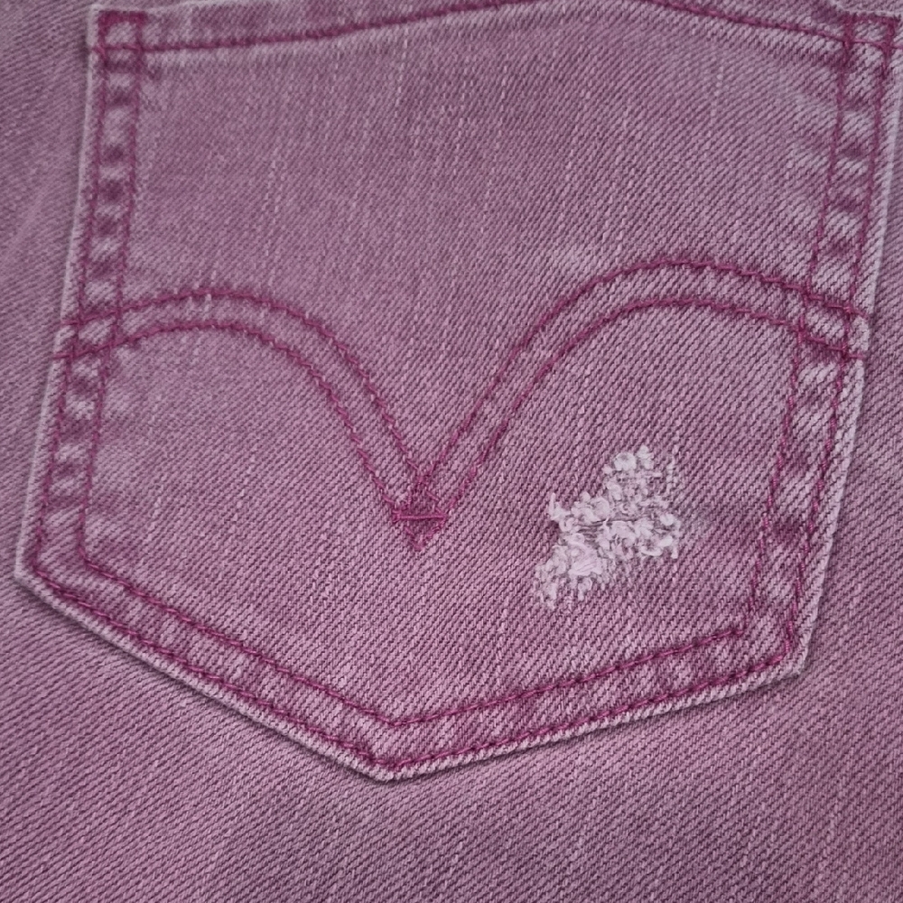 Levi's Distressed Rose-Pink Boyfriend Jeans - Picture 5 of 8